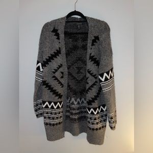 Tahari boho sweater